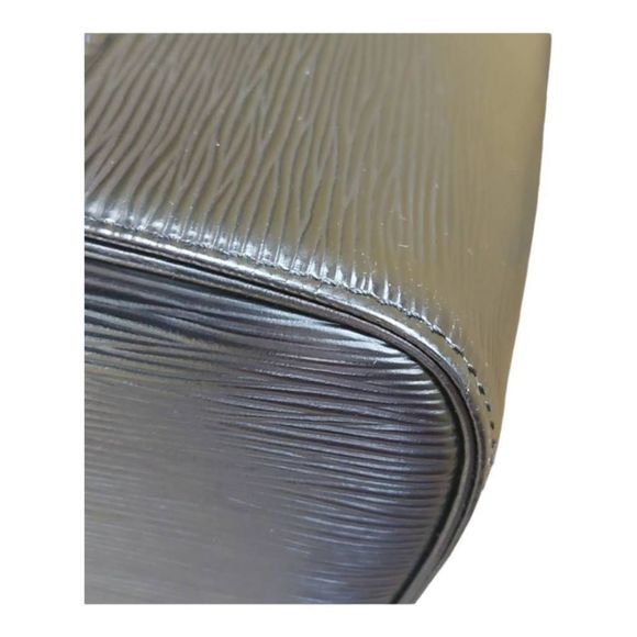 Louis Vuitton Black Epi Speedy ♥️ GORGEOUS LADY!! Authentic and Clean😍 - Picture 12 of 13